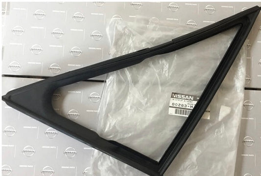 Borracha triangular vidros laterais Datsun 1200 Dta ou Esq