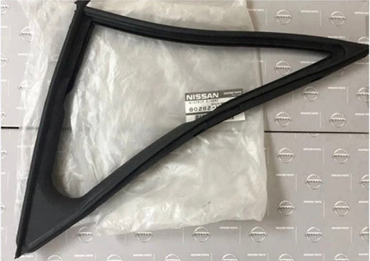 Borracha triangular vidros laterais Datsun 1200 Dta ou Esq
